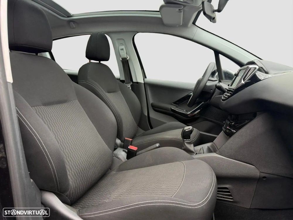 Peugeot 208 1.2 PureTech Allure - 14