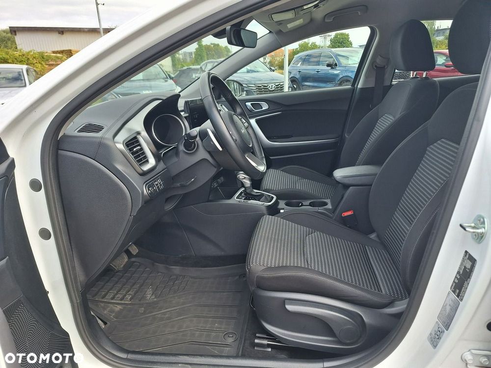 Kia XCeed 1.5 T-GDI M DCT - 11