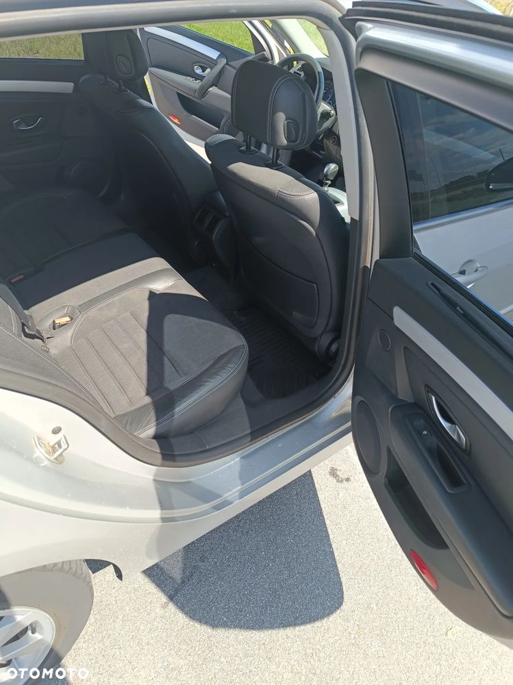 Renault Laguna 2.0 Authentique - 17