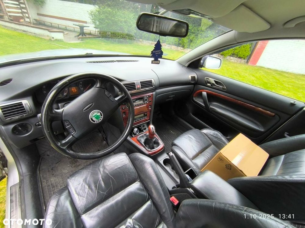 Skoda Superb 1.8 Turbo Comfort - 12