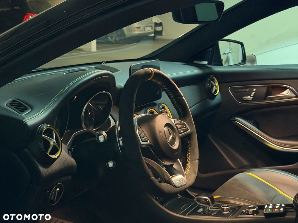 Mercedes-Benz CLA - 5