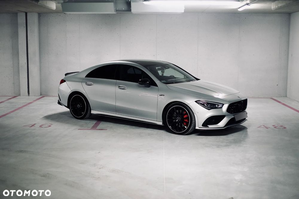 Mercedes-Benz CLA - 2