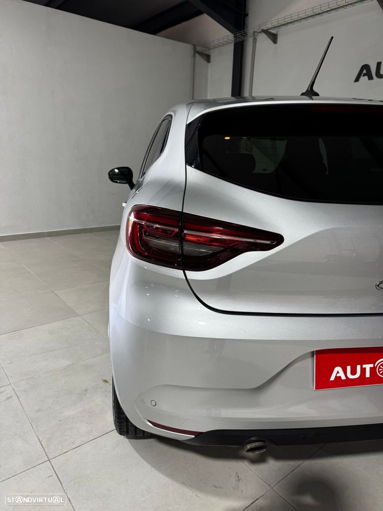 Renault Clio - 28