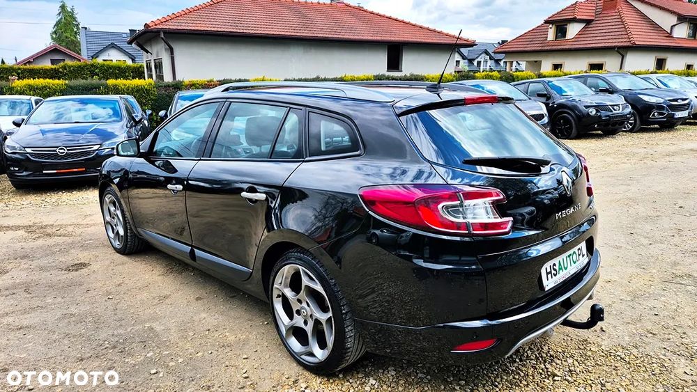 Renault Megane TCe 180 GT - 17