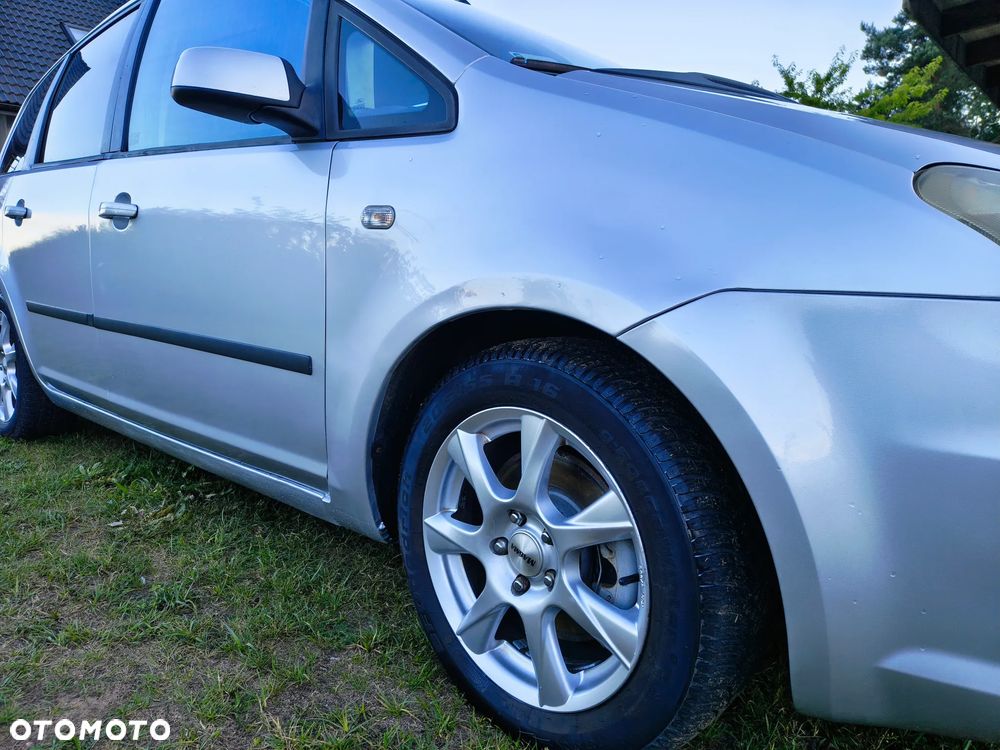 Ford C-MAX - 11