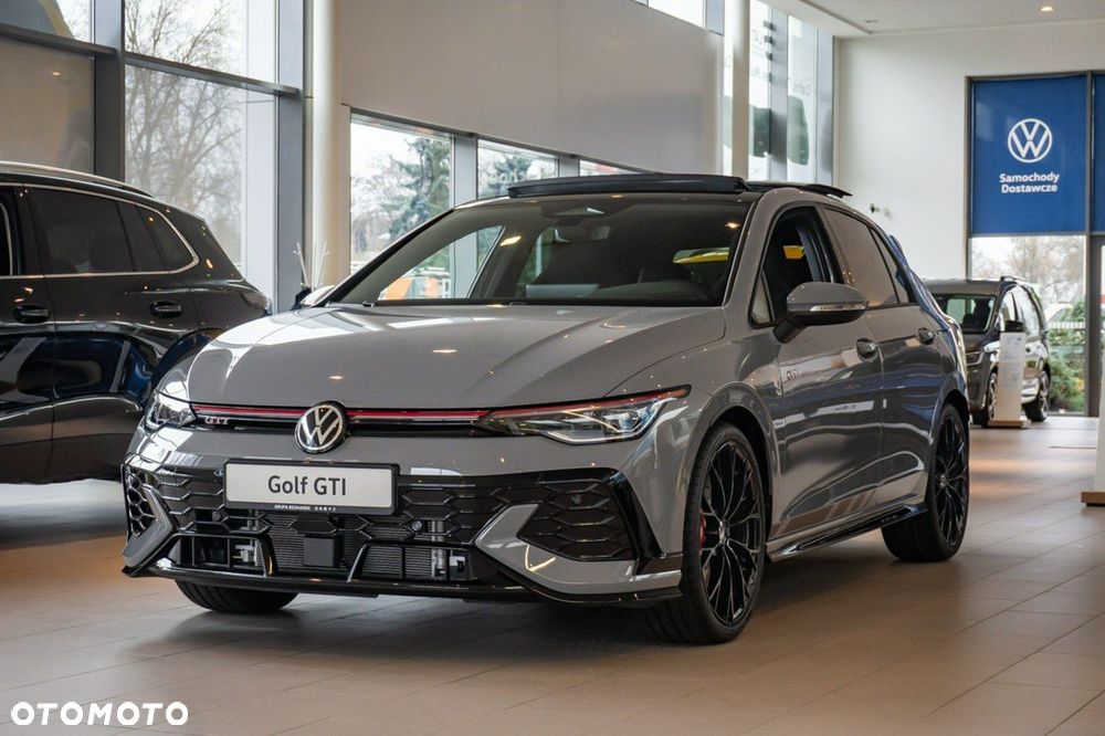 Volkswagen Golf - 4