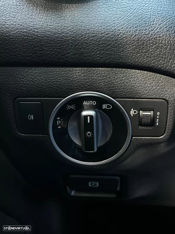 Mercedes-Benz CLA 180 d Shooting Brake Aut. - 19