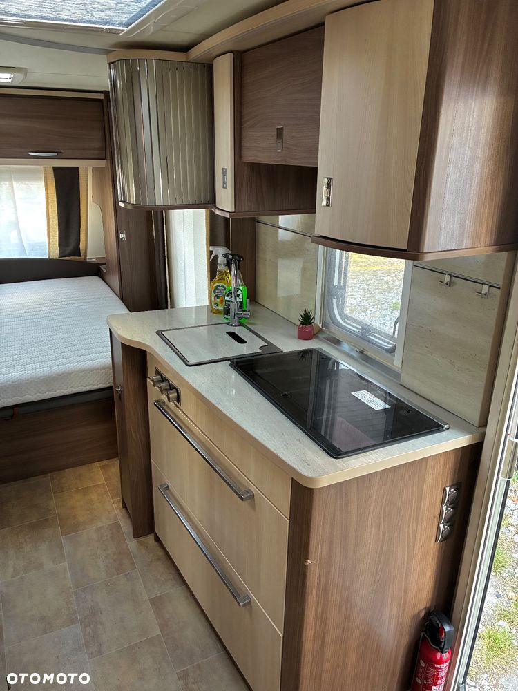 Burstner Averso top 485ts - 26