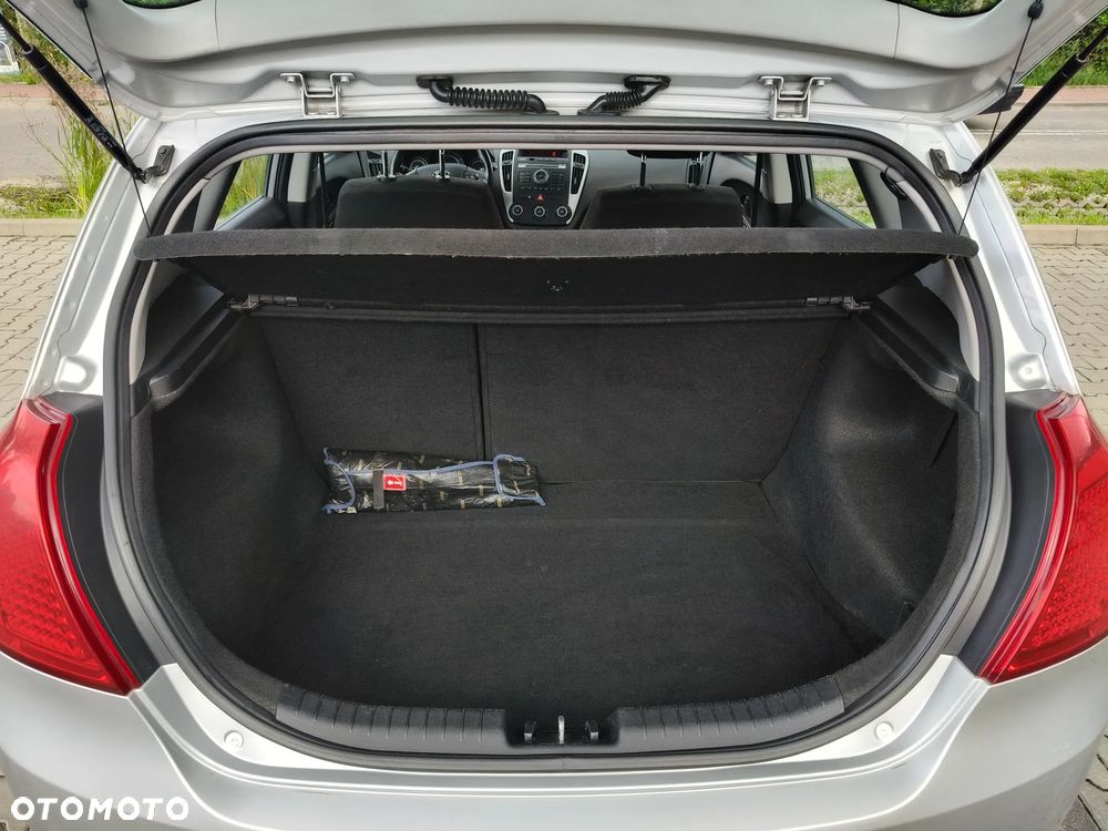 Kia Ceed 1.6 Crdi M - 5