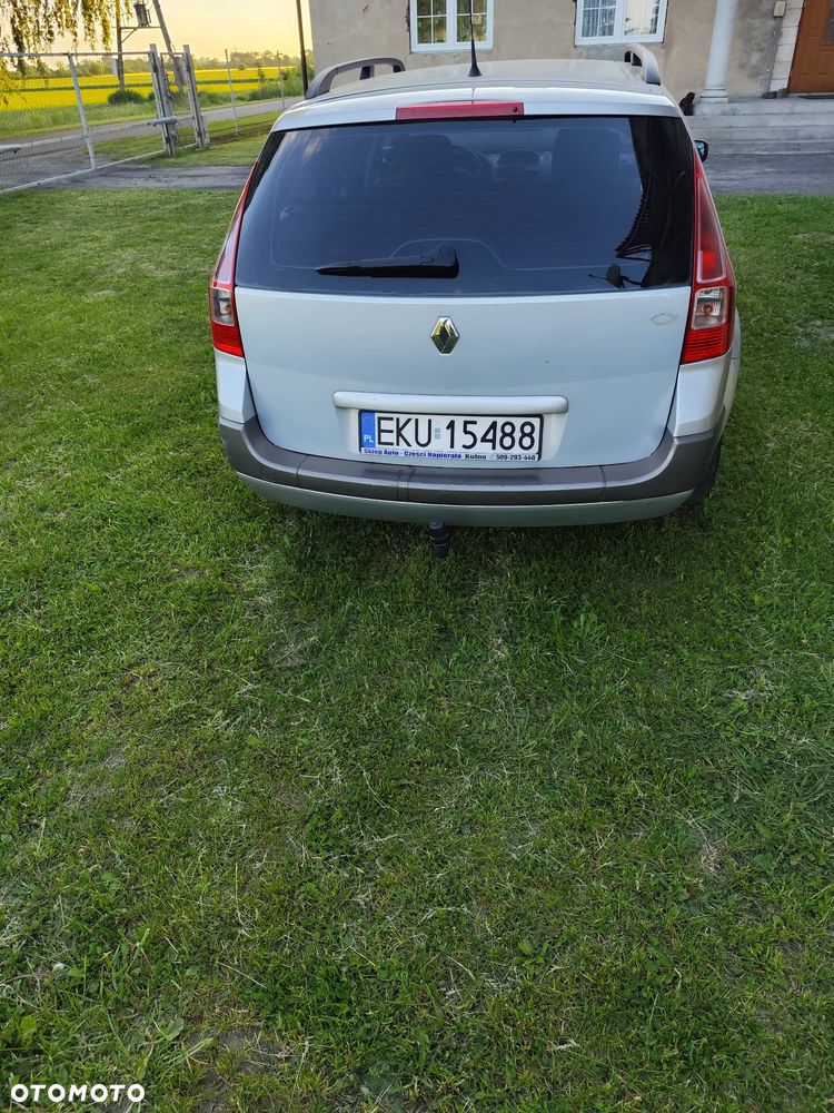 Renault Megane 1.9 dCi FAP Dynamique - 7