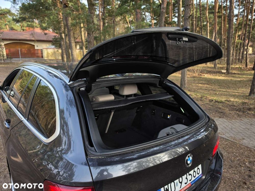 BMW Seria 5 - 12