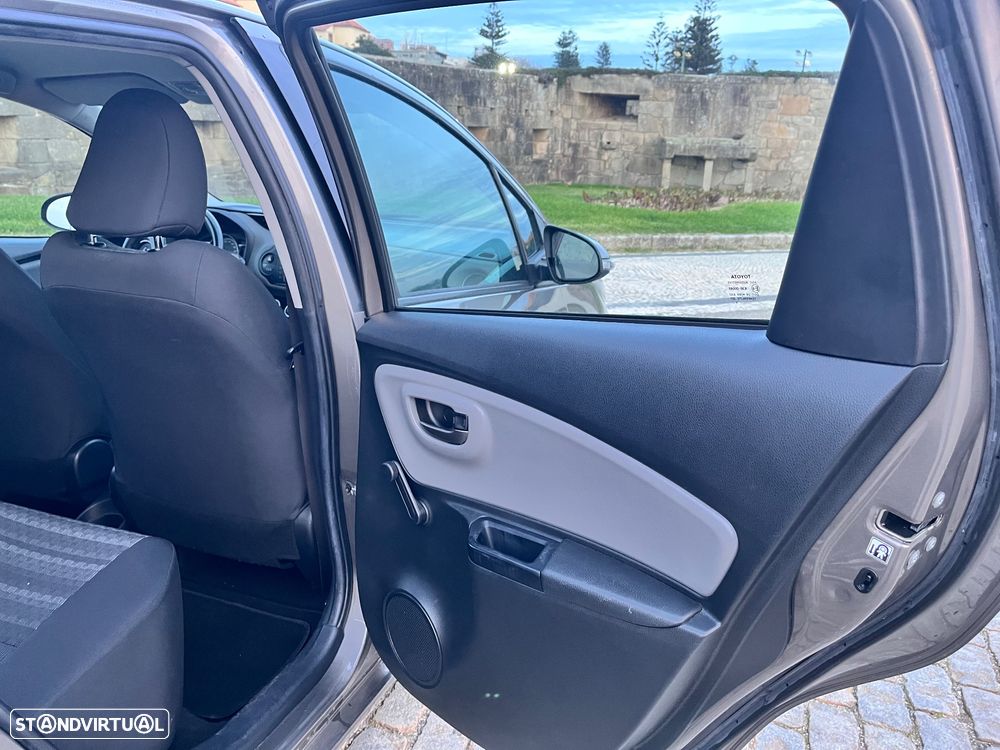Toyota Yaris 1.0 VVT-i Comfort - 31