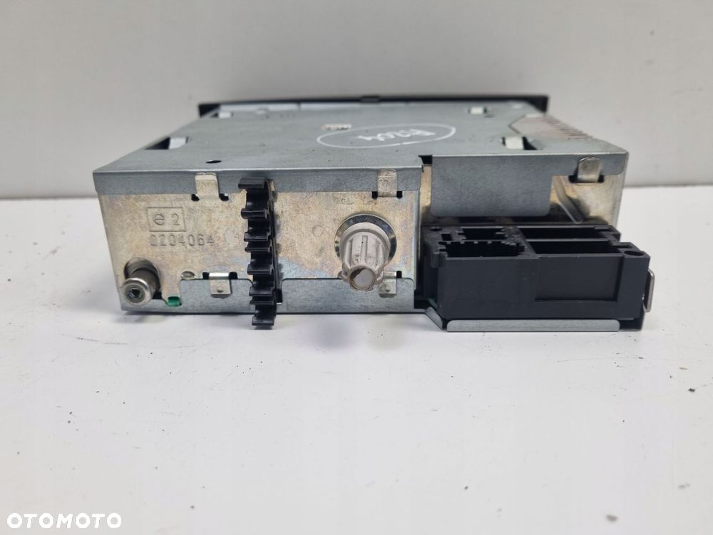 RADIO Renault Megane II Scenic II 8200633637 8200633637A Radioodtwarzacz CD - 8