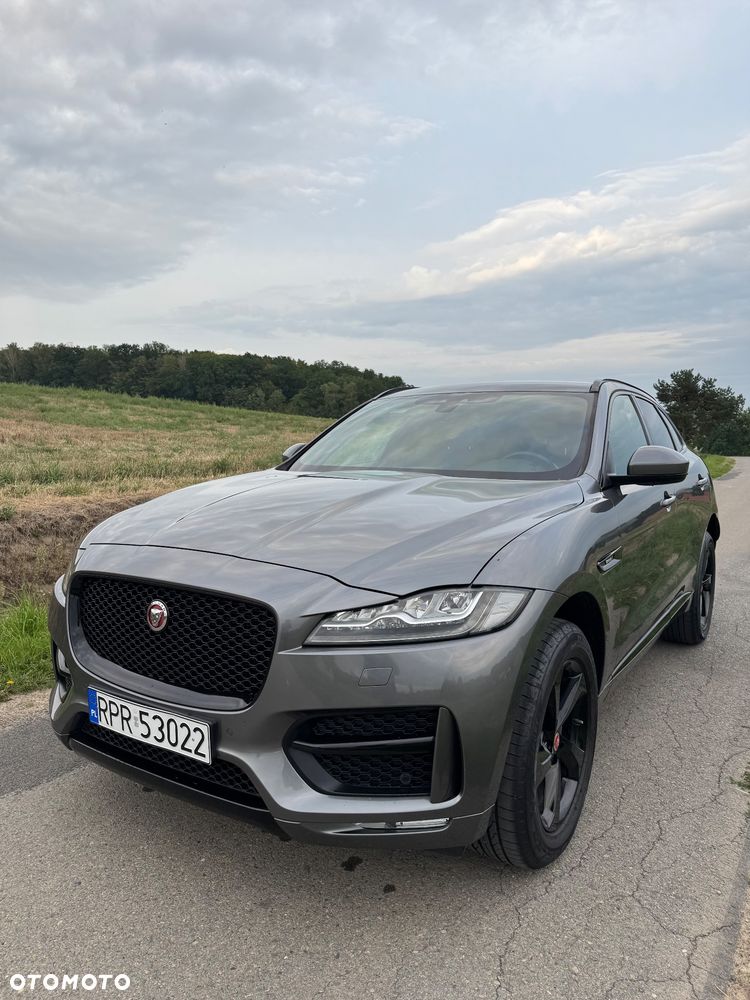 Jaguar F-Pace 2.0 i4D AWD R-Sport - 2