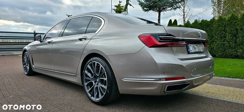 BMW Seria 7 [G11 G12] 19-22 - 31