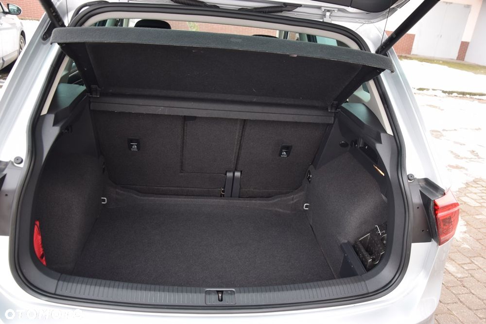 Volkswagen Tiguan 2.0 TDI SCR DSG R-Line - 34