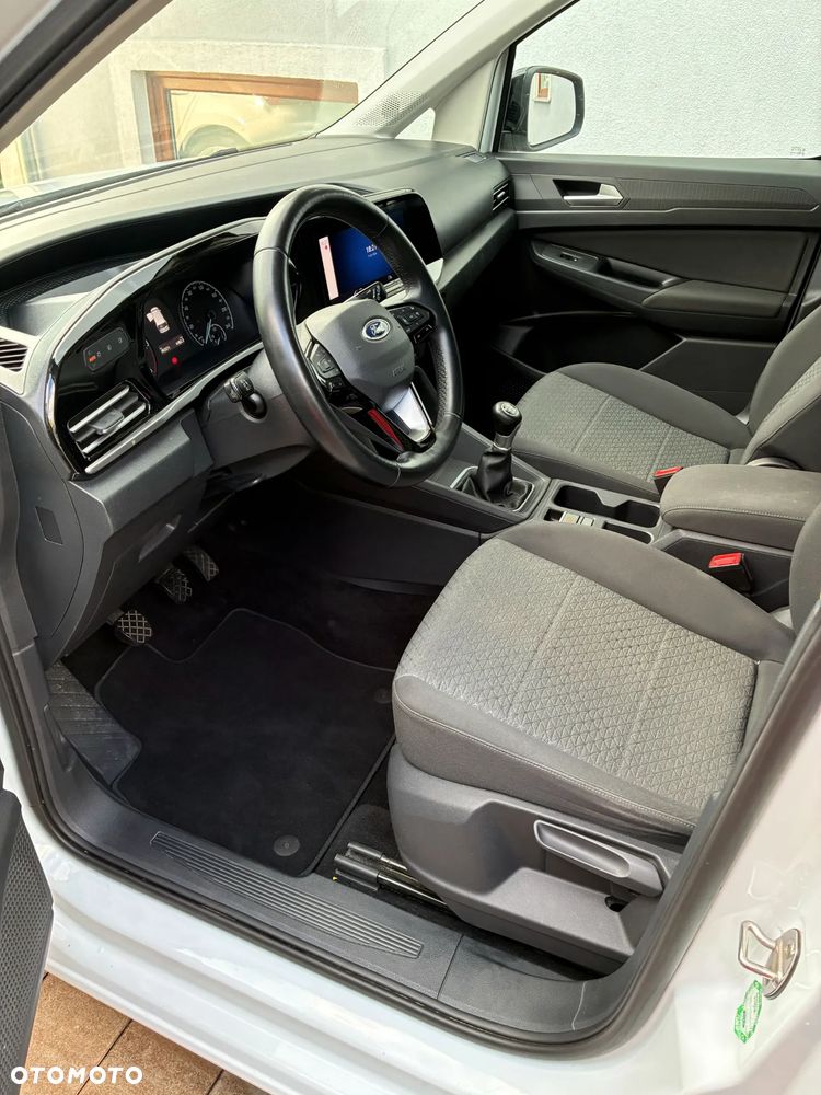 Ford Tourneo Connect 2.0 EcoBlue Titanium - 29