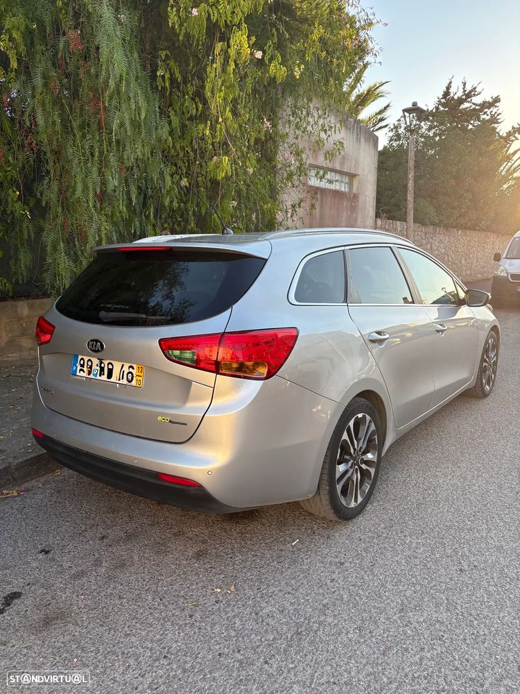 Kia Ceed SW 1.6 CRDi - 4