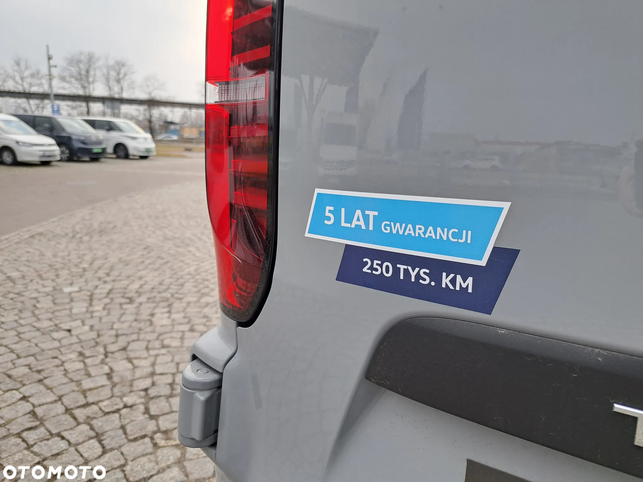 Volkswagen Transporter T7 - 17