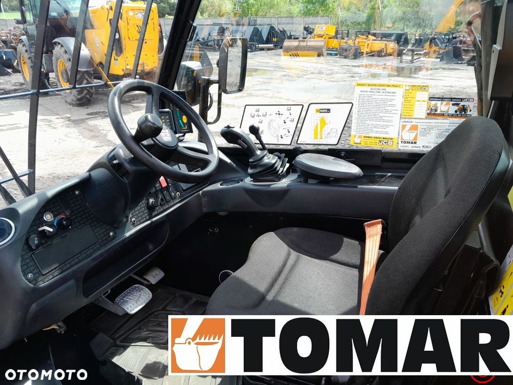 JCB 520-40 - 23