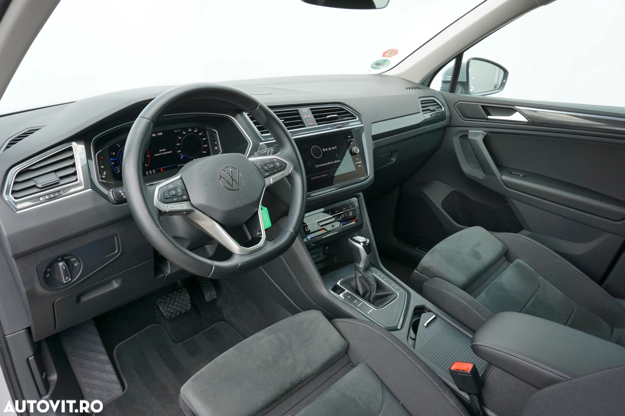 Volkswagen Tiguan - 15