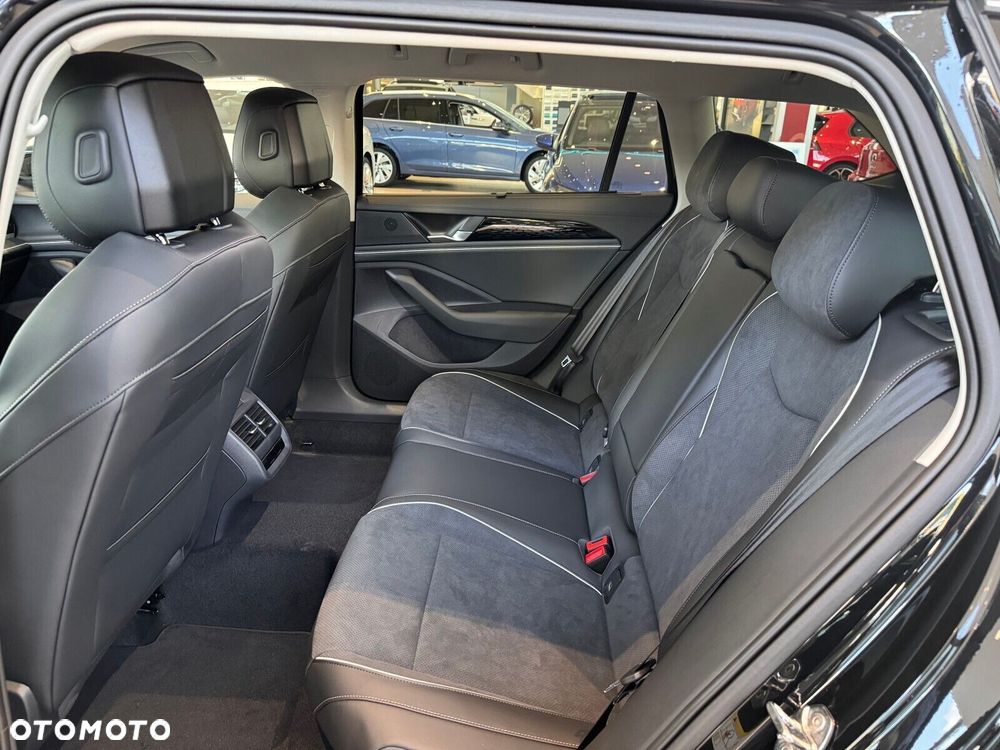 Volkswagen Passat - 20