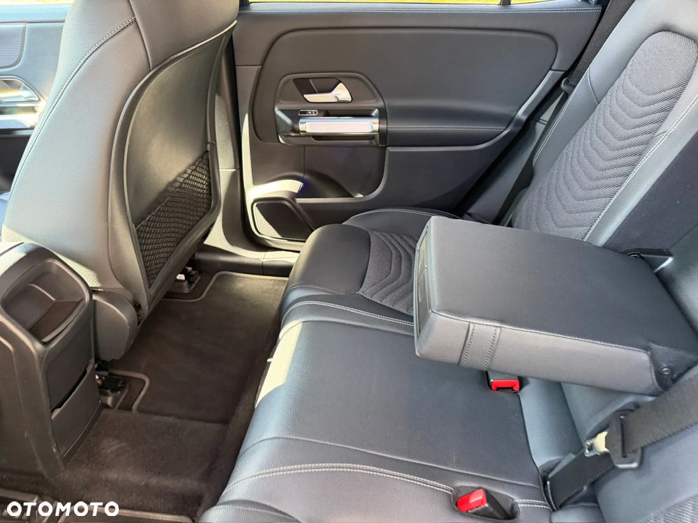 Mercedes-Benz EQB 250 70.5kWh Progressive - 19