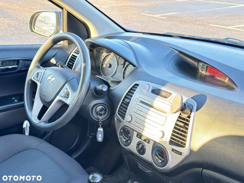 Hyundai i20 1.2 Classic + - 13