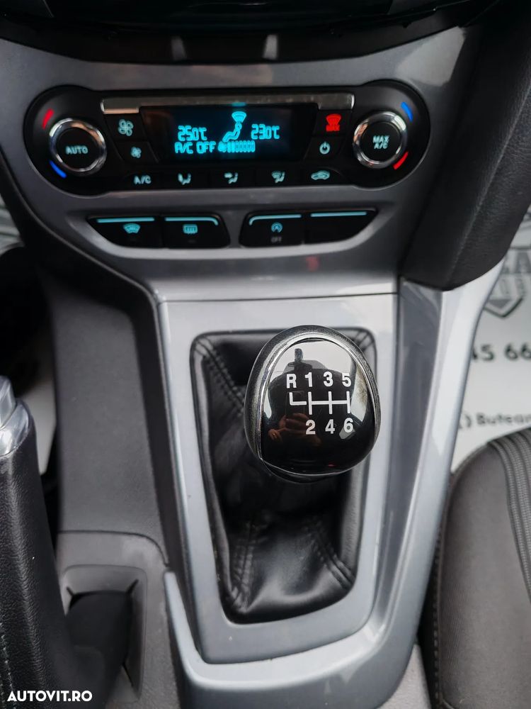 Ford Focus 1.0 EcoBoost Start-Stopp-System Titanium - 17