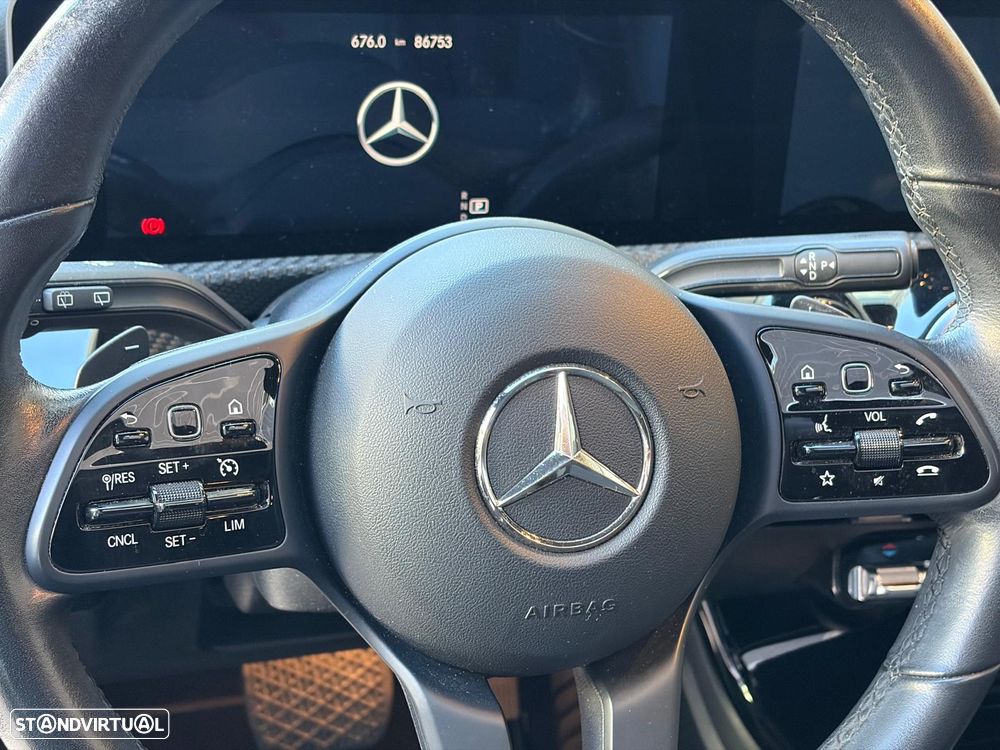 Mercedes-Benz A 180 d 7G-DCT AMG Line - 13