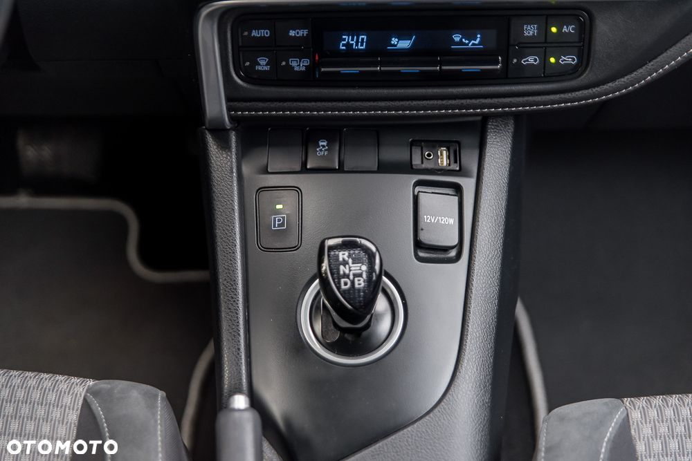 Toyota Auris 1.8 VVT-i Automatik Edition-S - 21