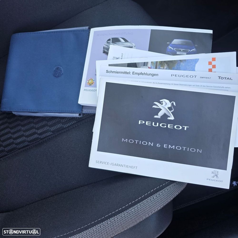 Peugeot 308 1.2 PureTech Style J17 - 36