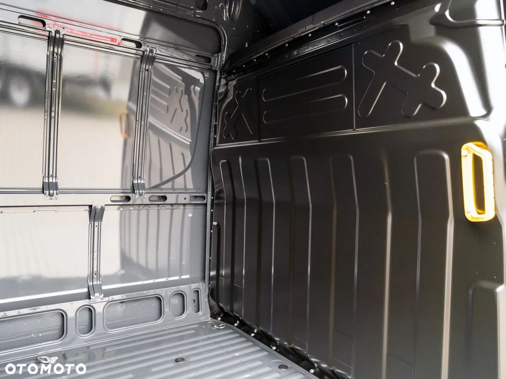 Iveco Daily 35S18HV L4H3 - 6