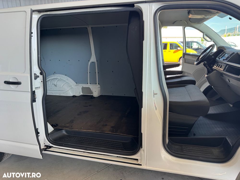 Volkswagen Transporter - 17