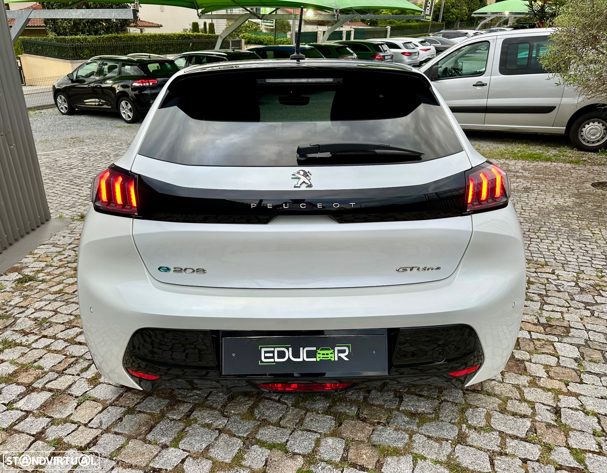 Peugeot e-208 50 kWh GT Line - 14
