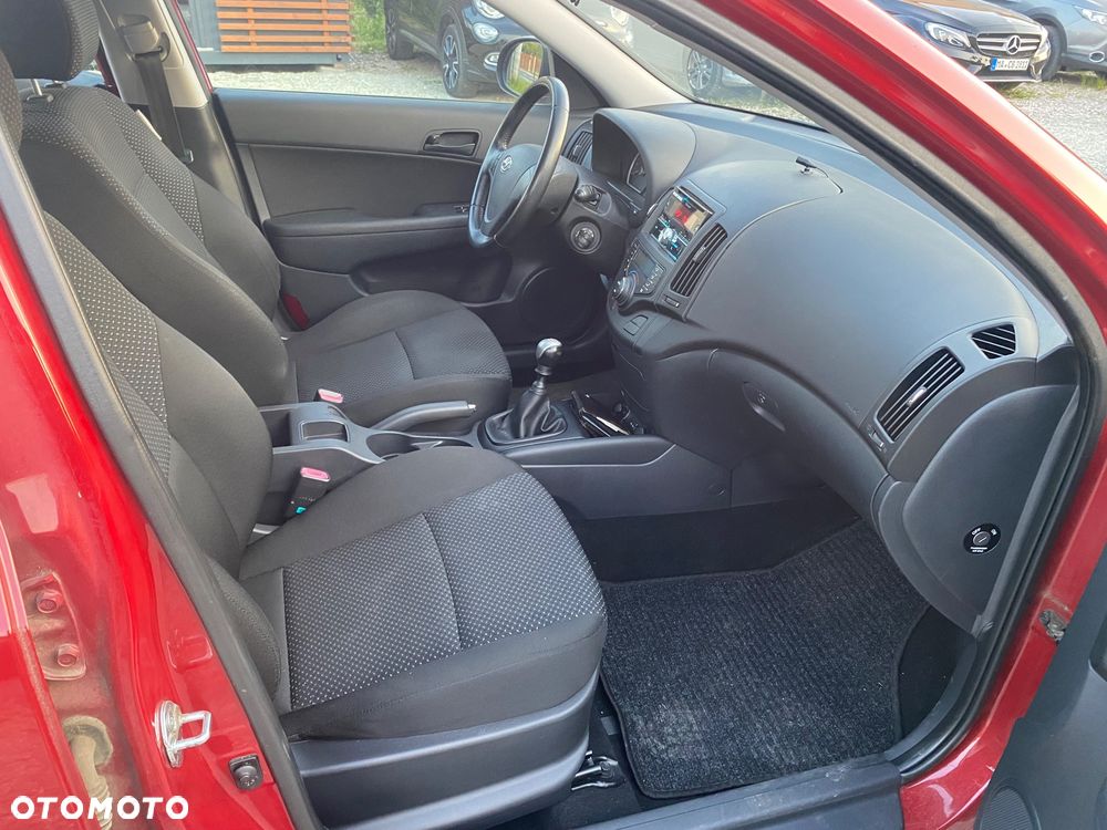 Hyundai i30 1.4 Blue Comfort - 23