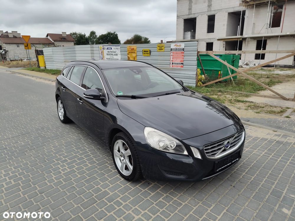Volvo V60 D3 Kinetic - 12