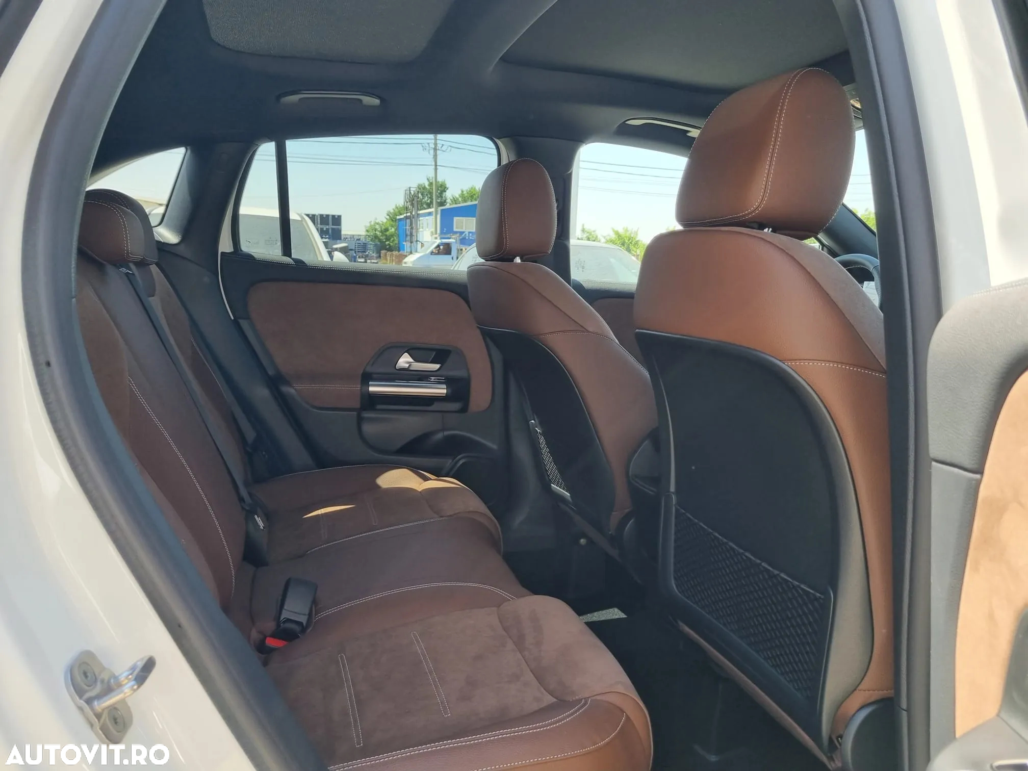 Mercedes-Benz GLA 200 d 4Matic 8G-DCT AMG Line - 16