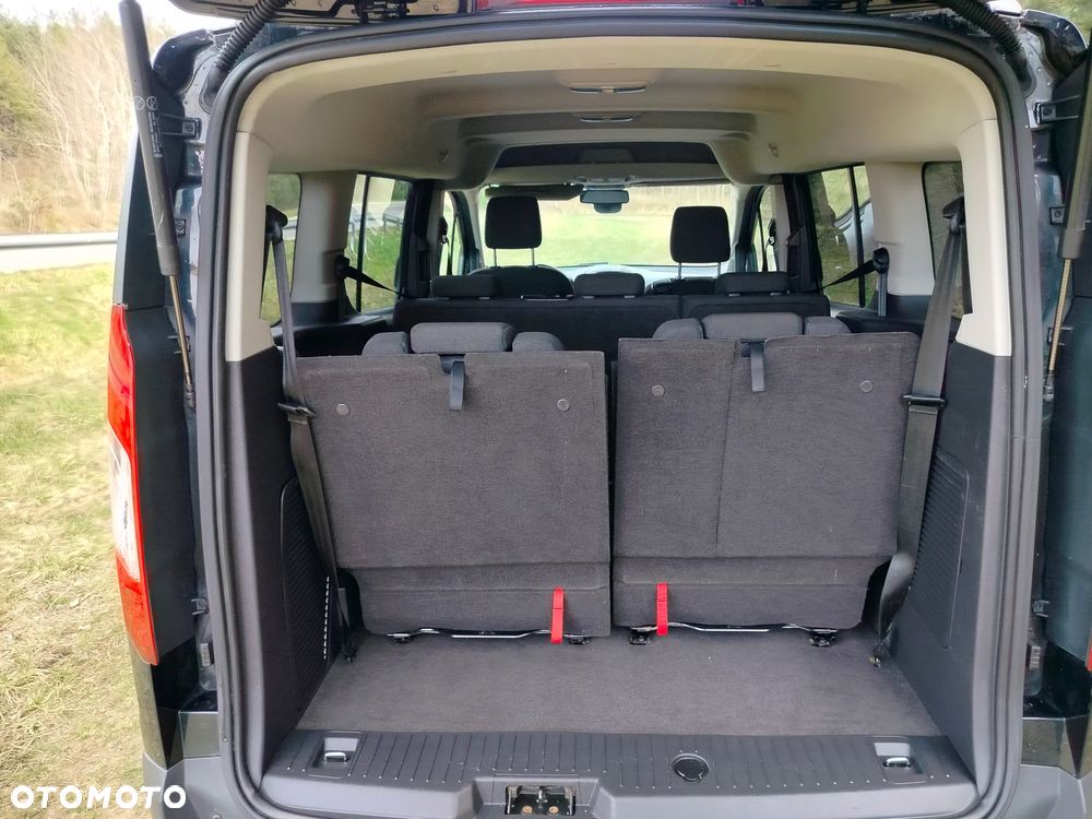 Ford Tourneo Connect Grand 1.6 TDCi Titanium - 26