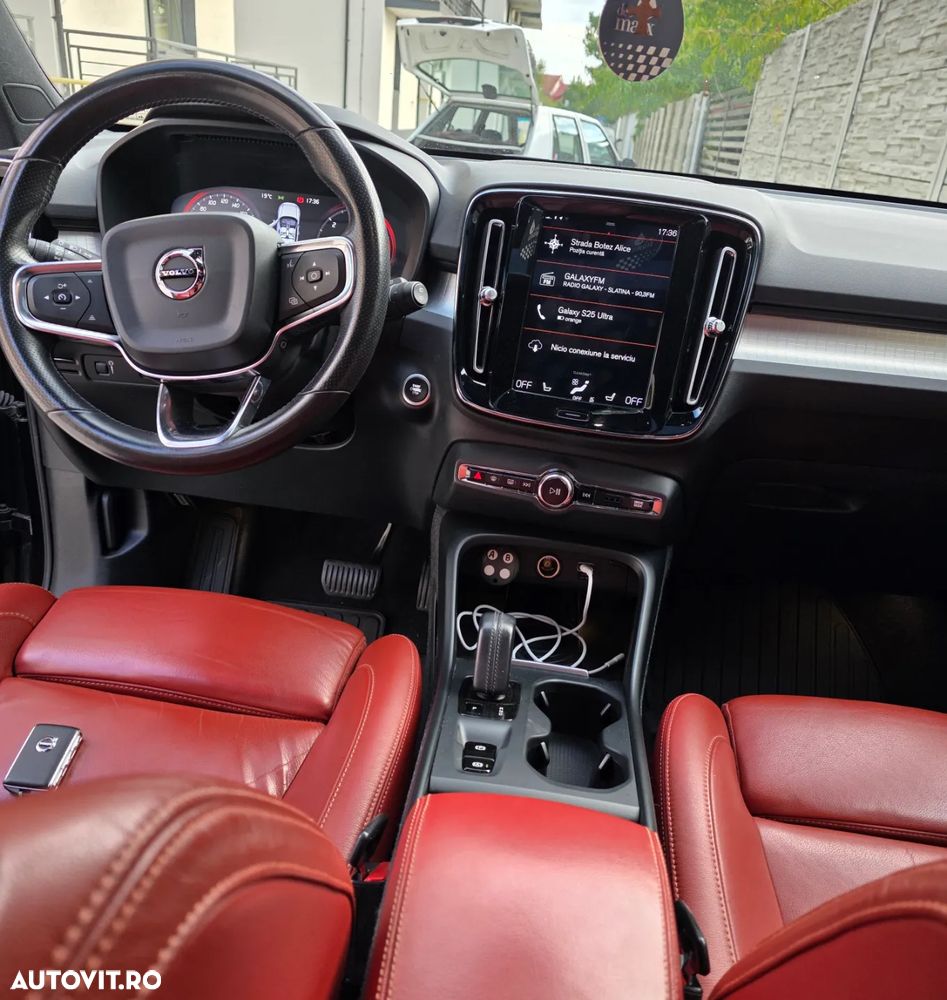 Volvo XC 40 D4 AWD Geartronic Momentum - 8
