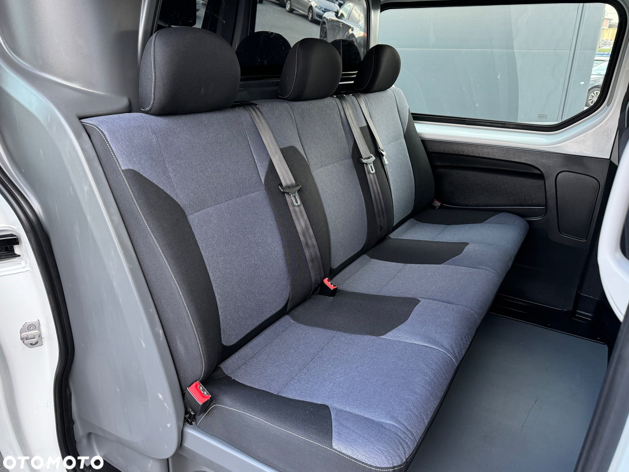 Opel Vivaro Long - 17