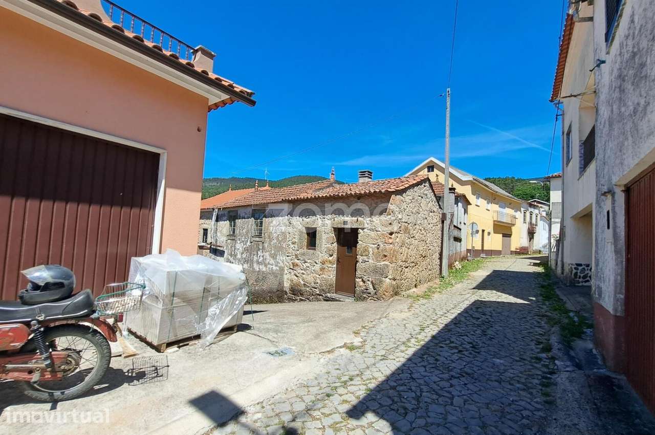 Moradia com Terreno em Pisão de Teresa - Grande imagem: 5/53