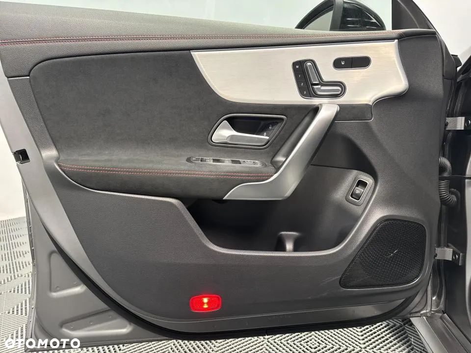 Mercedes-Benz CLA AMG 35 4-Matic 7G-DCT - 10
