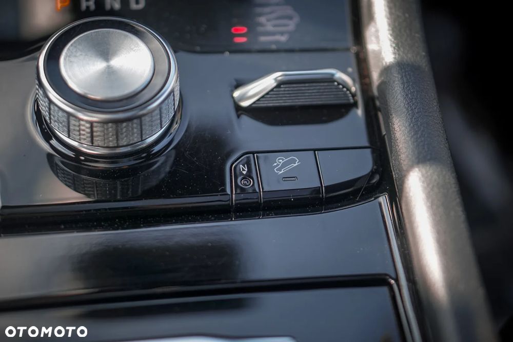 Jeep Grand Cherokee - 18