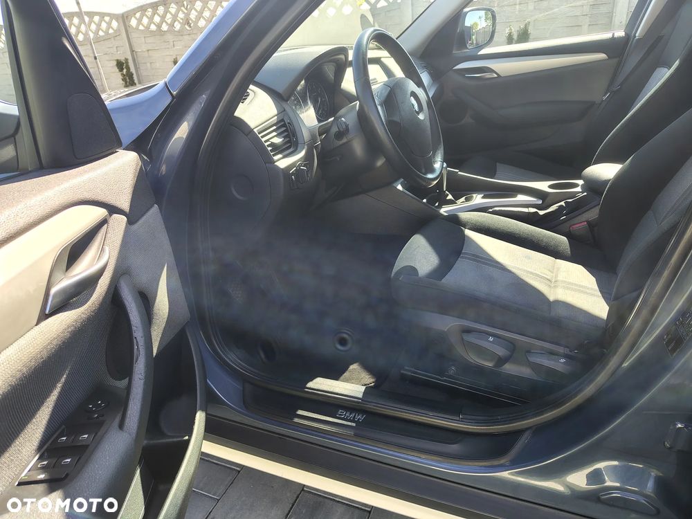 BMW X1 sDrive18i xLine - 7