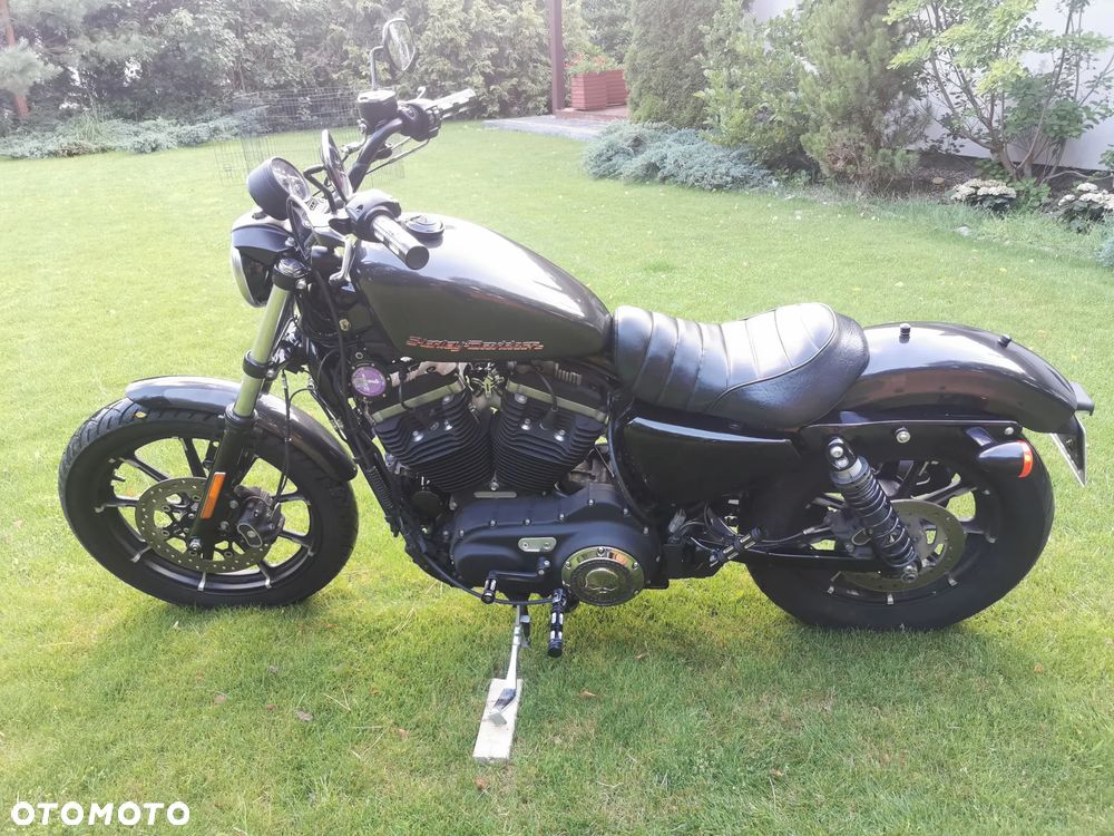 Harley-Davidson Sportster Iron 883 - 10
