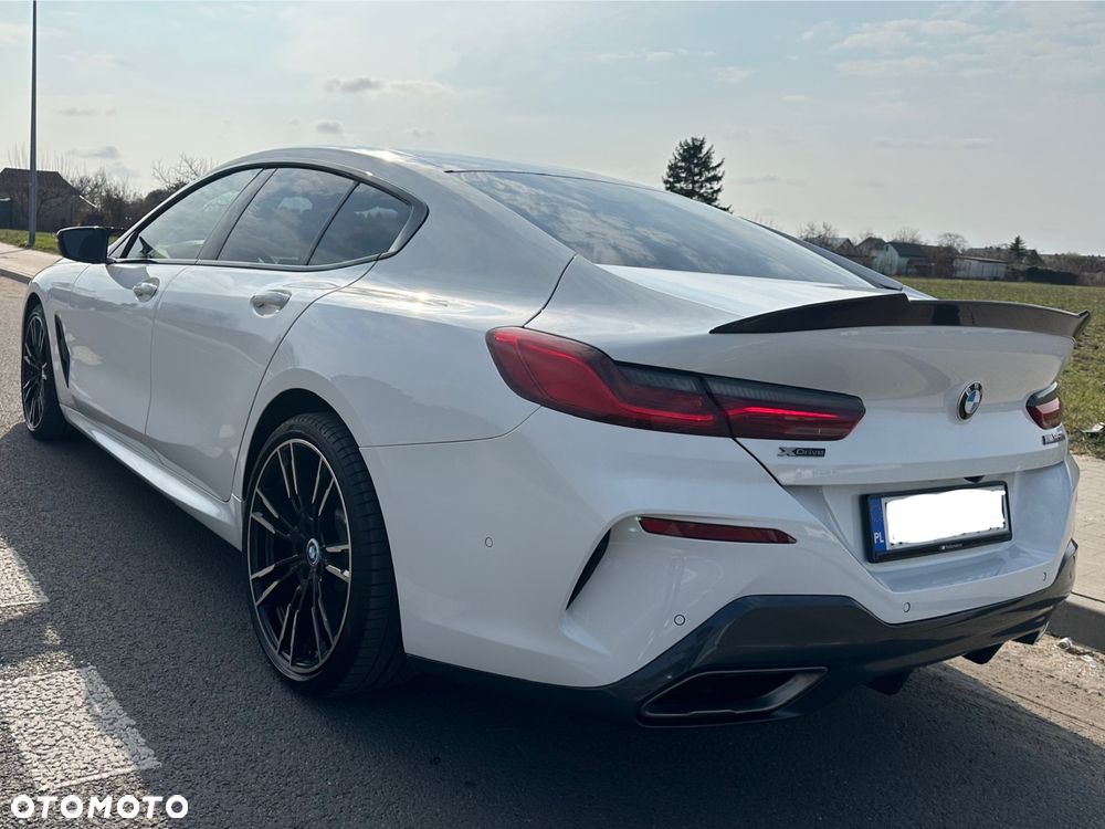 BMW Seria 8 - 16