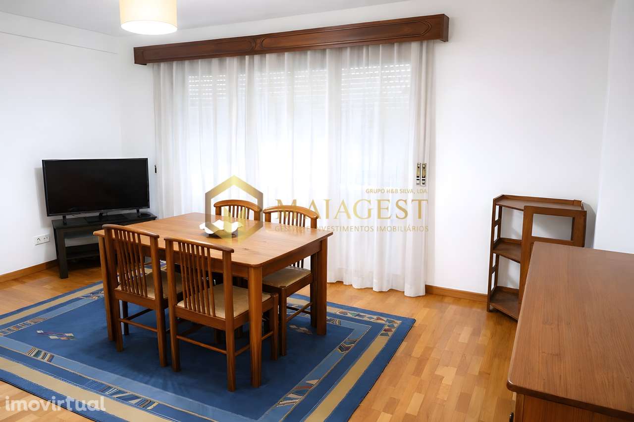 T1 Mobilado em Condomínio Fechado com Jardins e Court de Ténis - Grande imagem: 4/10