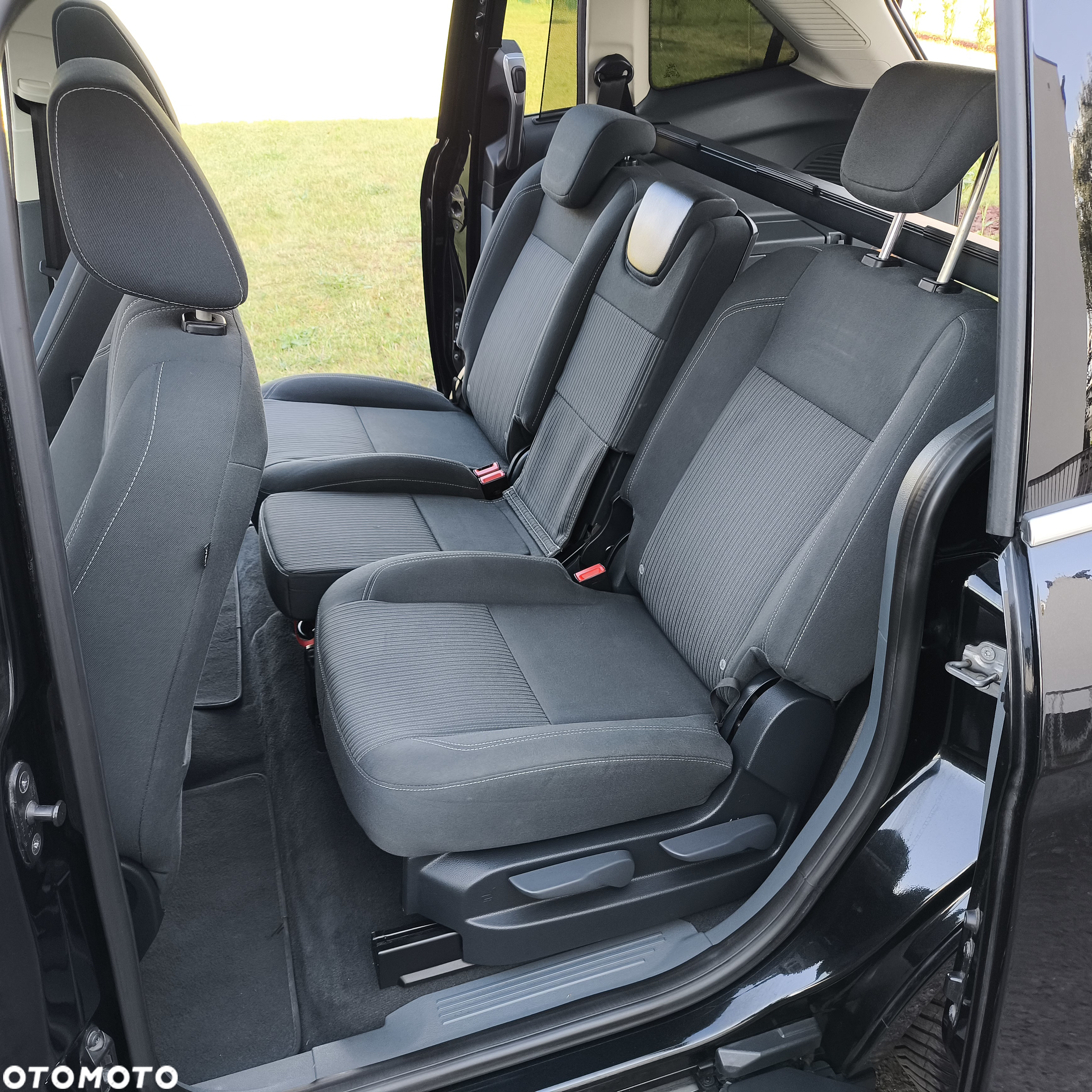 Ford Grand C-MAX 2.0 TDCi Titanium - 8