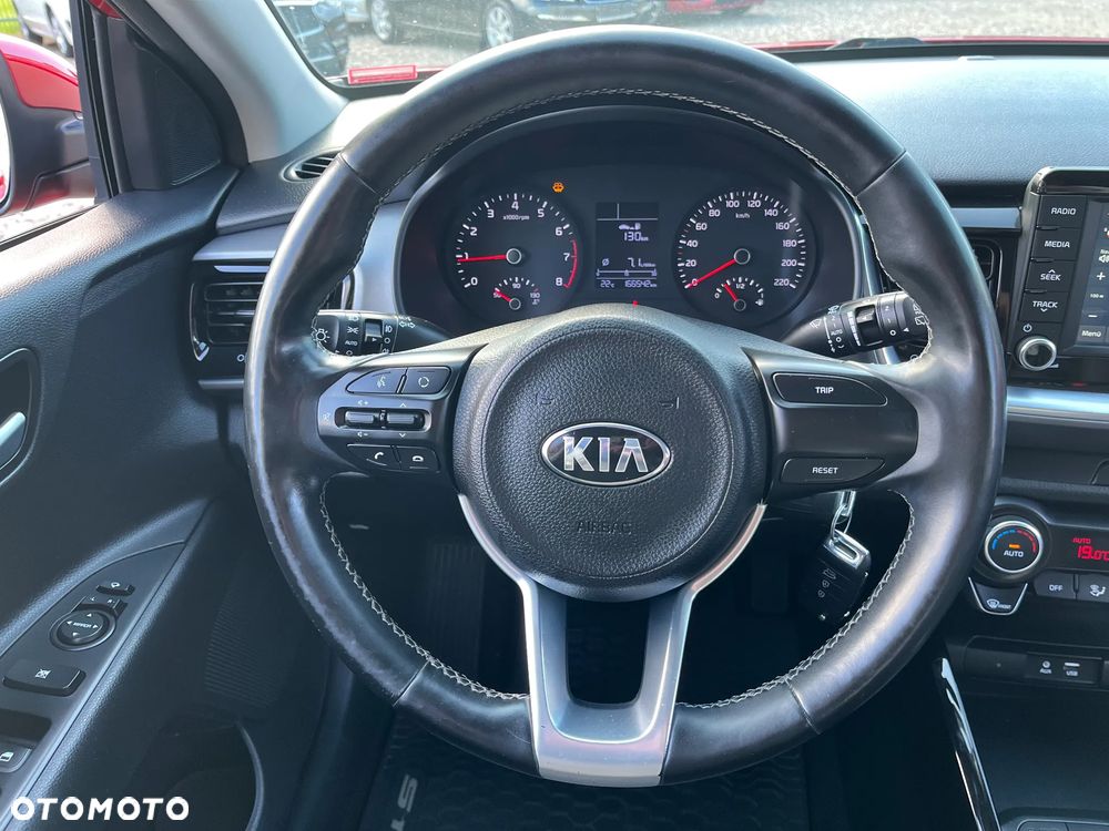 Kia Stonic - 21